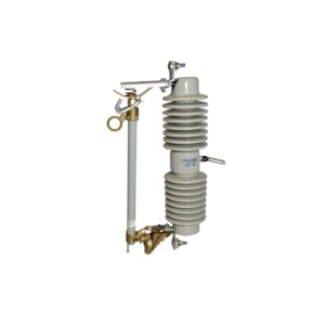Seccionador Cut Out de porcelana 38kV 100A 170kV BIL 10kA  NEMA B